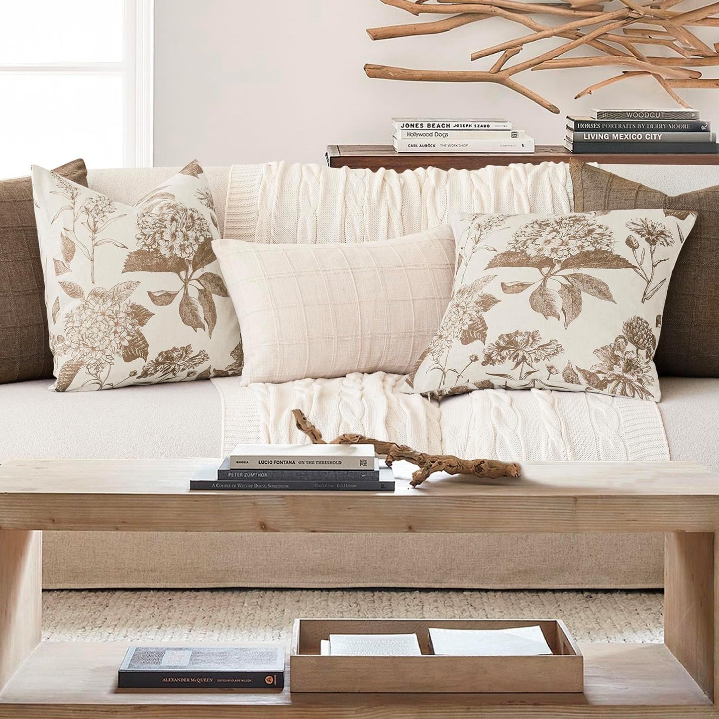 Foindtower Set of 2 Linen Floral Throw Pillow Covers Vintage Accent Print Decorative Cushion Covers Farmhouse Boho Home Decor for Sofa Chair Couch Bedroom Living Room Outdoor,20×20 Inch,Light Brown