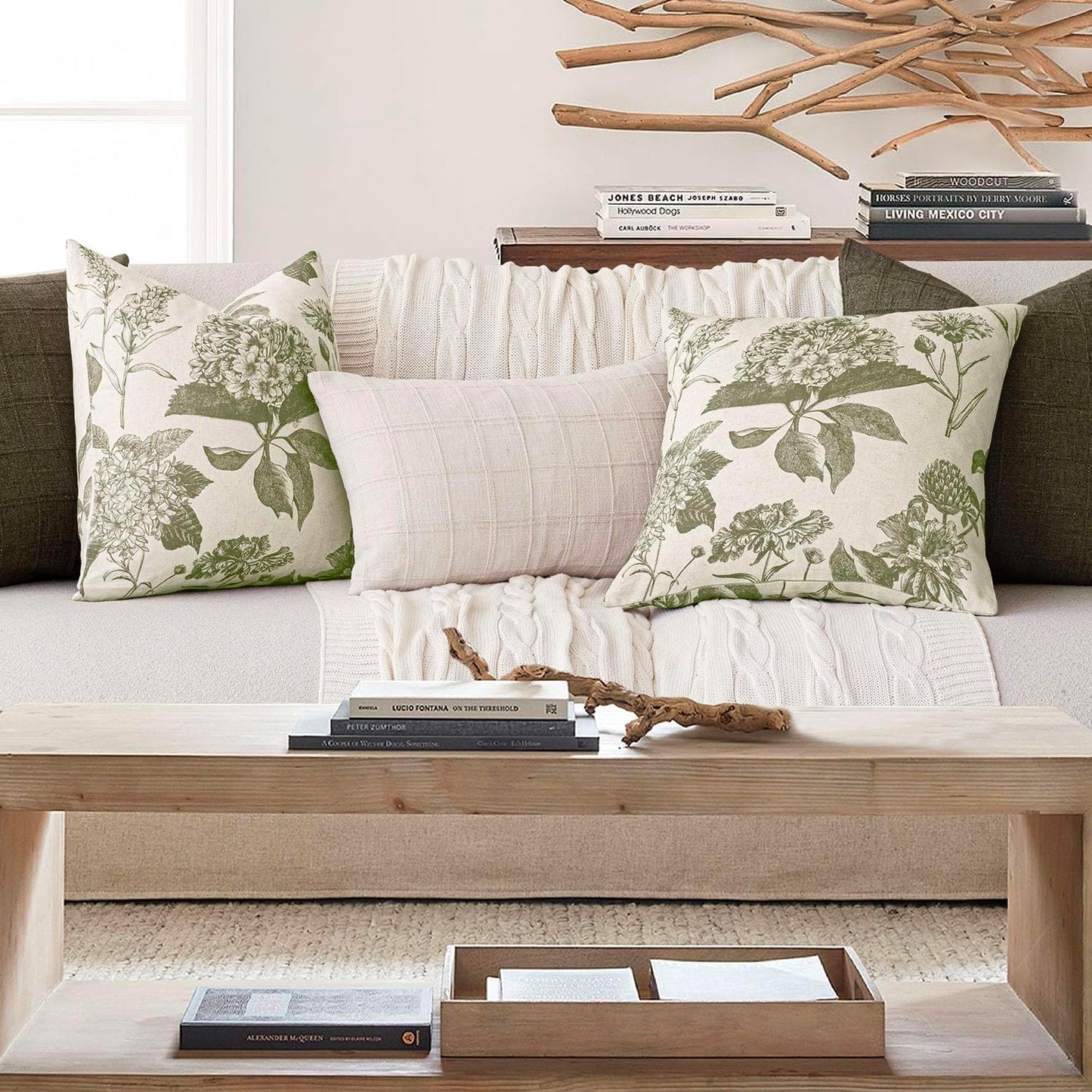 Foindtower Set of 2 Linen Floral Vintage Throw Pillow Covers Neutral Accent Print Decorative Cushion Covers Farmhouse Home Decor for Sofa Chair Couch Bedroom Living Room Outdoor,18×18 Inch,Sage Green