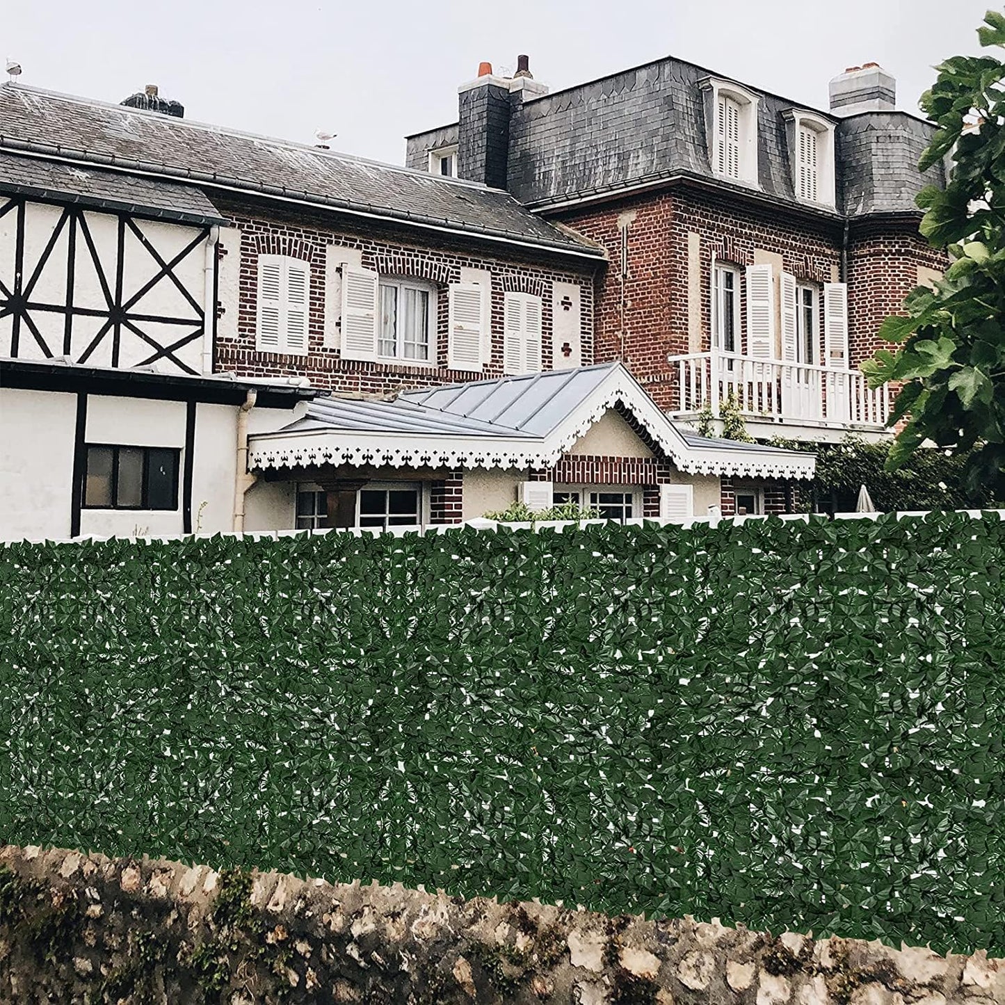 Faux Ivy Fence Privacy Screen Outdoor Expandable Artificial Greenery Roll Fake Hedge Wall Patio Green Plastic Leaf Plant Vine Grass Panels Gate Covering for Garden Yard Balcony (100x60 in)