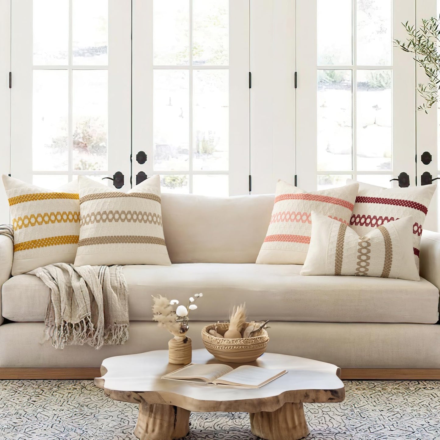 MIULEE Set of 2 Christmas Burgundy Boho Decorative Pillow Covers 18x18 Inch Farmhouse Rustic Couch Throw Pillows Modern Cotton Cushion Covers Retro Cute Macrame Woven Home Decor for Bed Sofa Chair