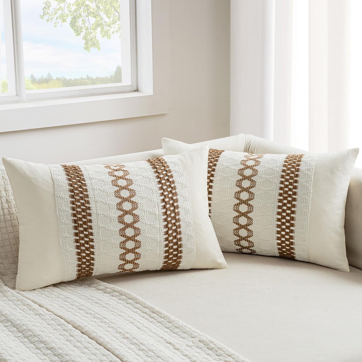 MIULEE Set of 2 Coco Brown Boho Decorative Lumbar Pillow Covers 12x20 Inch Farmhouse Rustic Couch Throw Pillows Modern Cotton Cushion Covers Retro Cute Macrame Woven Home Decor for Bed Sofa Chair
