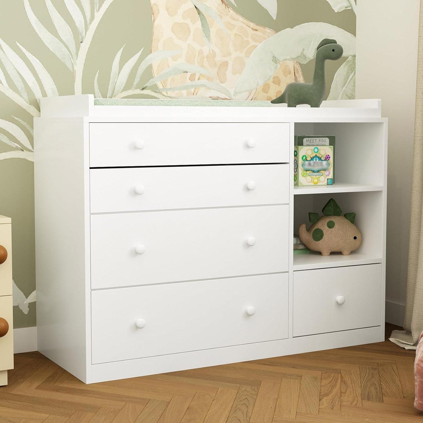Changing Table Dresser, Baby Classic Nursery Dresser with 5 Drawers and 2 Shelves, Multi-Functional Baby Changing Table, Diaper Changing Station for Children's Room, White