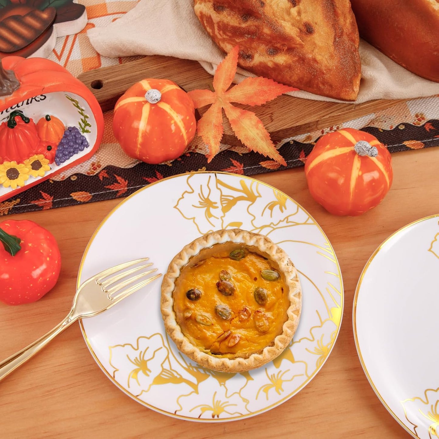 FLOWERCAT 60PCS Thanksgiving Plates & Gold Pumpkin Plates - Including 30PCS 10.25inch Thanksgiving Dinner Plates and 30PCS 7.5inch Thanksgiving Dessert Plates for Giving Thanks Theme Party