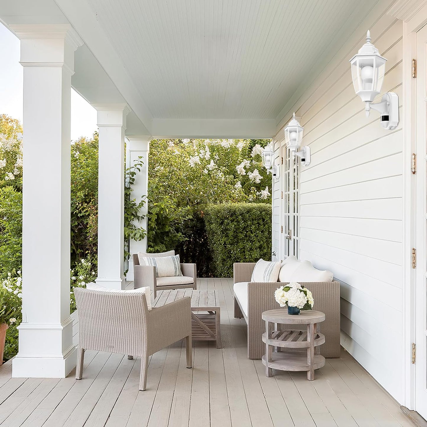 Lamomo Outdoor Wall Sconce, Dusk to Dawn Motion Sensor Light Fixtures, Exterior Aluminum Waterproof White Porch Lights for Patio Front Door Garage (1 Pack)