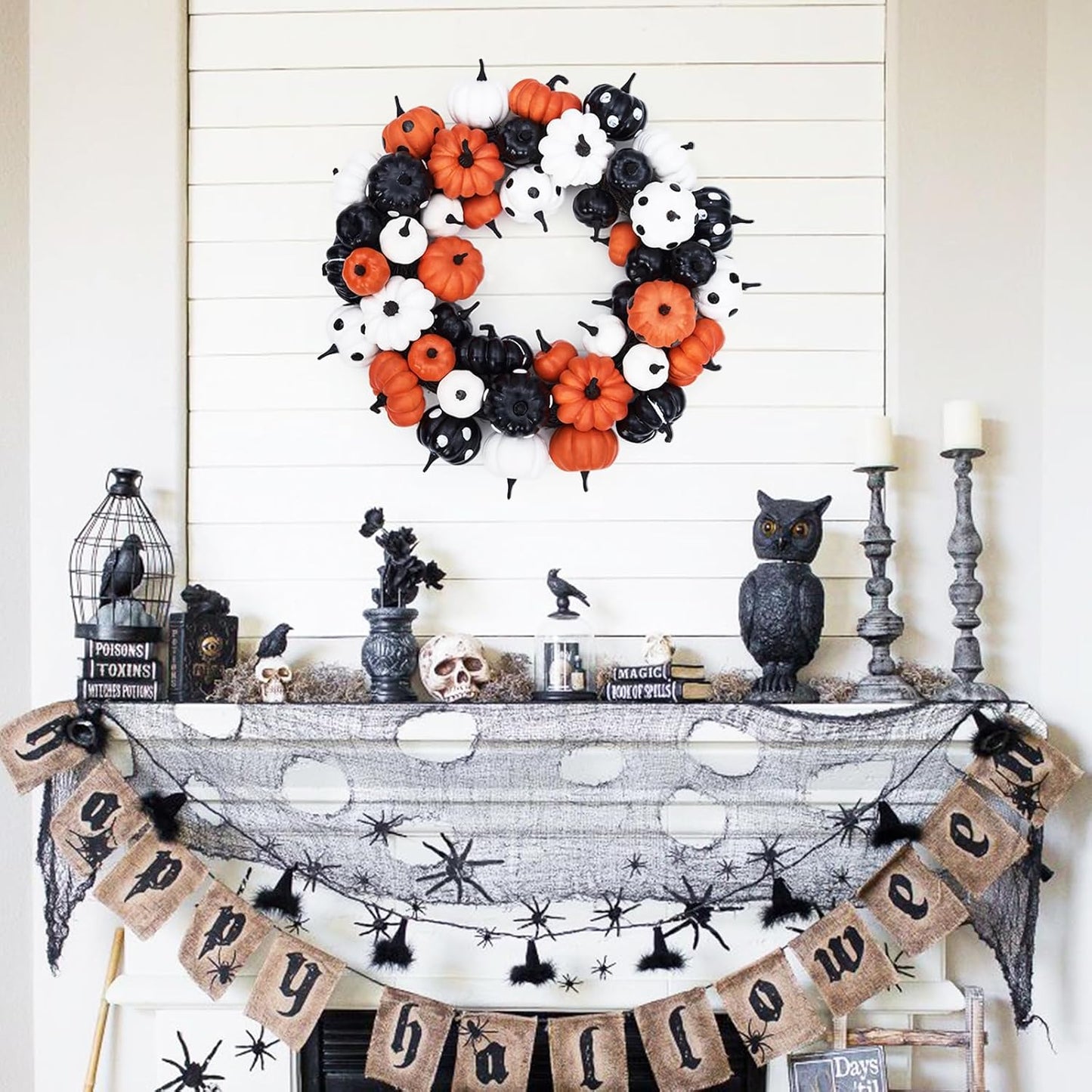 GarveeHome Halloween Pumpkin Wreath for Front Door, 18 Inch Fall Farmhouse Wreath with Orange, Black and White Pumpkins, Rattan Bottom Halloween Indoor Outdoor Home Party Decor