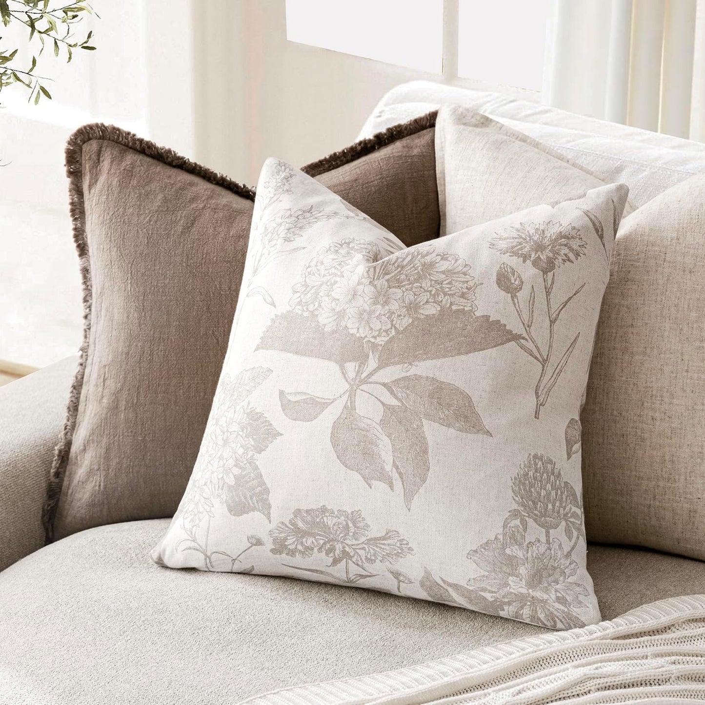 Foindtower Set of 2 Linen Floral Vintage Throw Pillow Covers Neutral Accent Print Decorative Cushion Covers Farmhouse Home Decor for Sofa Chair Couch Bedroom Living Room Outdoor,18×18 Inch,Tan Beige