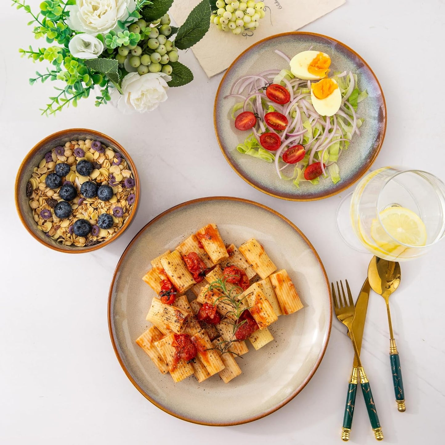 LERATIO Ceramic Dinnerware Sets for 4, Coupe Plates and Bowls Sets,Highly Chip and Crack Resistant | Dishwasher & Microwave & Oven Safe Dishes set,Reactive Glaze Dinnerware- Service for 4（12pcs）